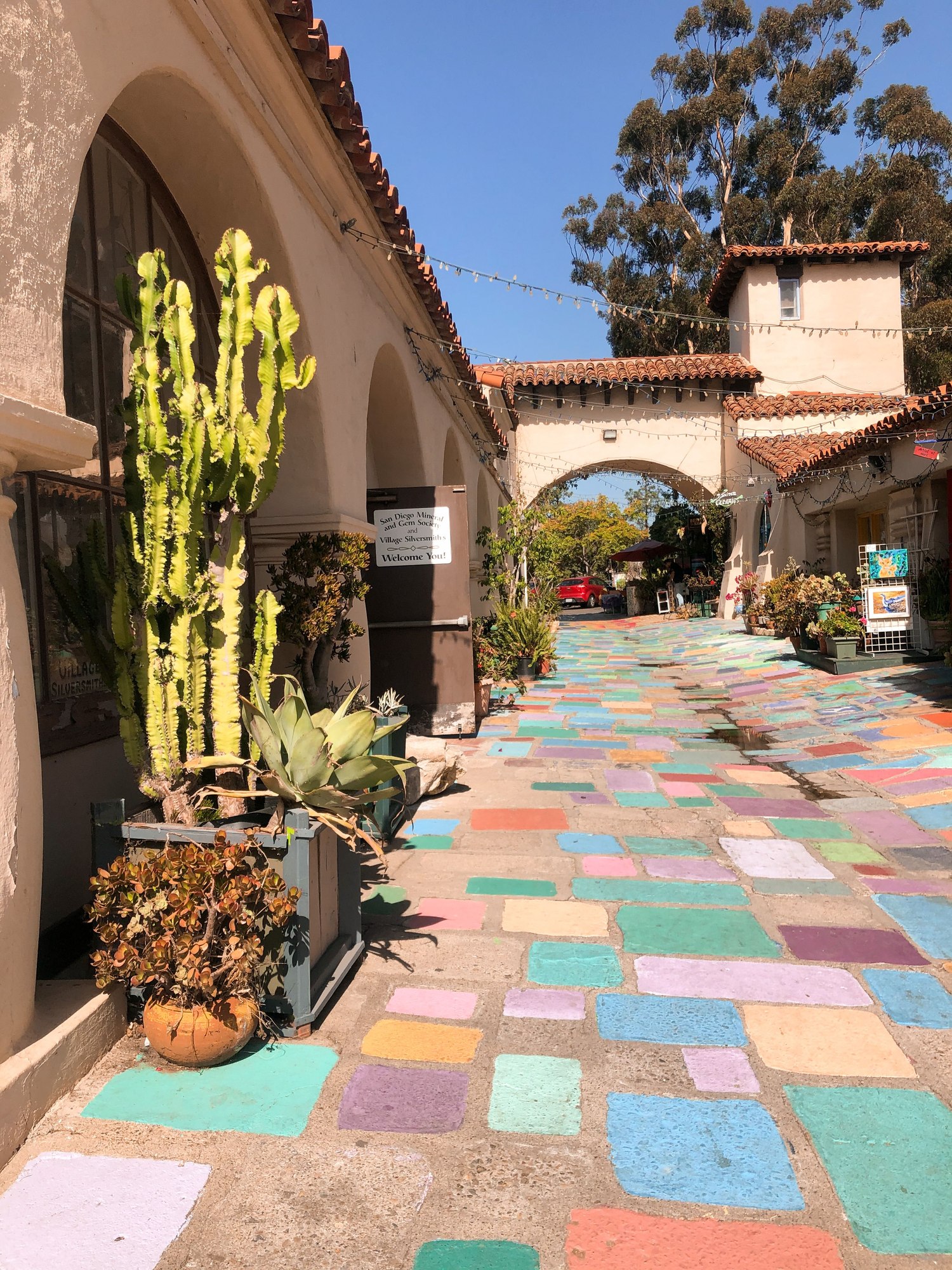 Colorful San Diego creative setting